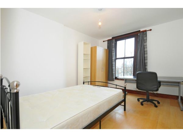 STUNNING 2BED FLAT WITH LOVELY DECOR